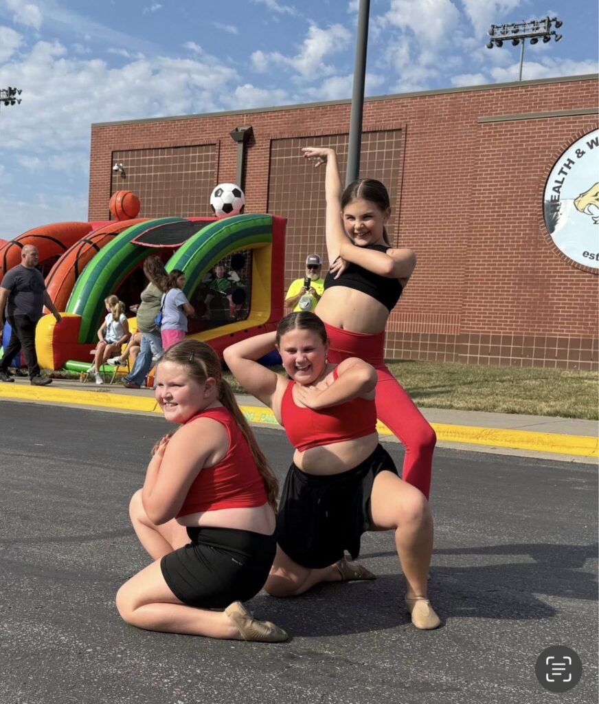 The Dance Element Community / Performances photo, 2025
