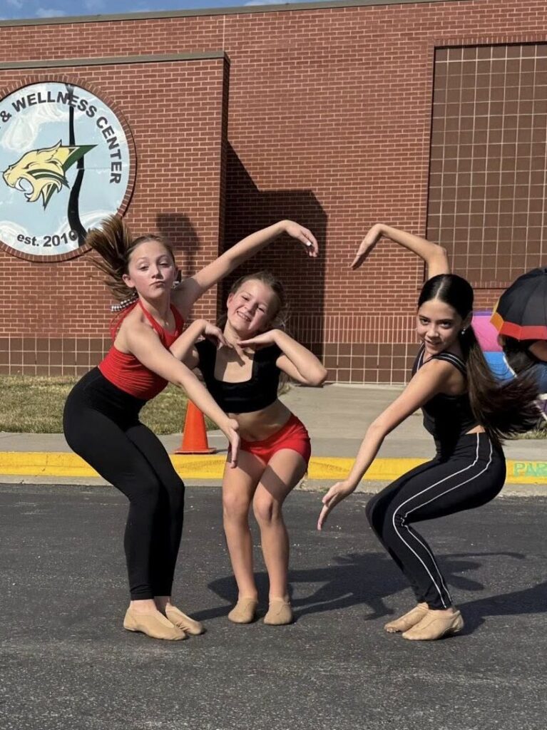 The Dance Element Community / Performances photo, 2025